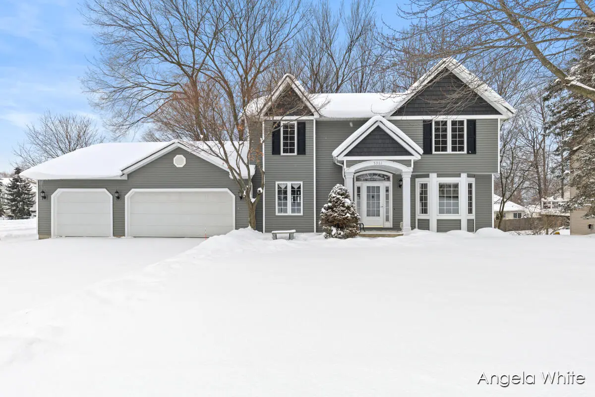 5361 Cottondale Street Sw, Wyoming, MI 49519 - #1