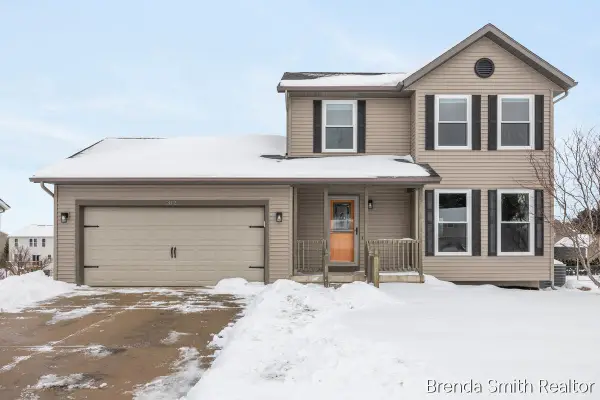 312 Lloyd Court, Middleville, MI 49333