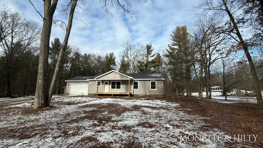 3318 E Michillinda Road, Twin Lake, MI 49457 - #2