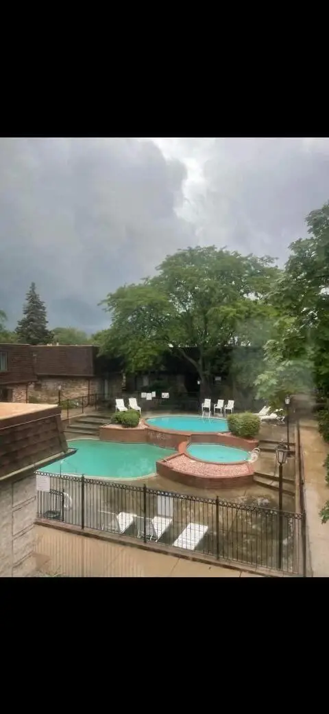 5065 Crooks #49, Royal Oak, MI 48073 - #2