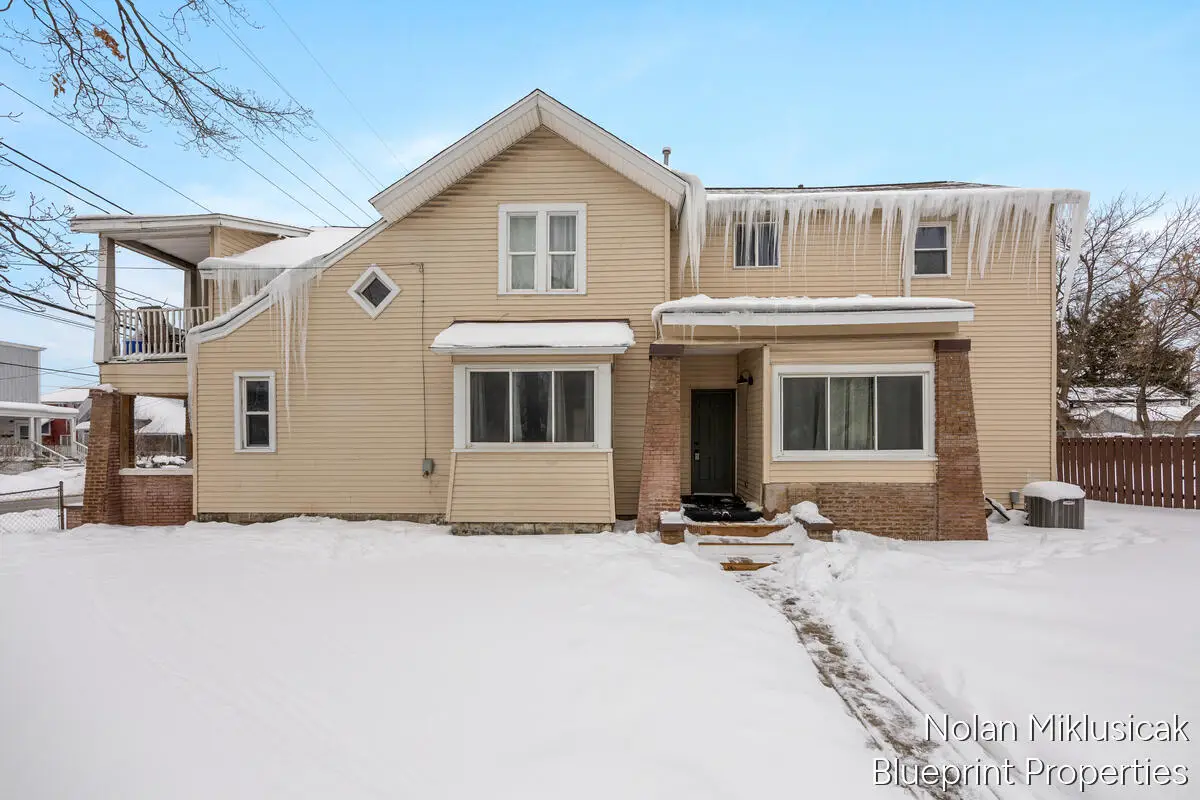 700 Broadway Avenue Nw, Grand Rapids, MI 49504 - #1