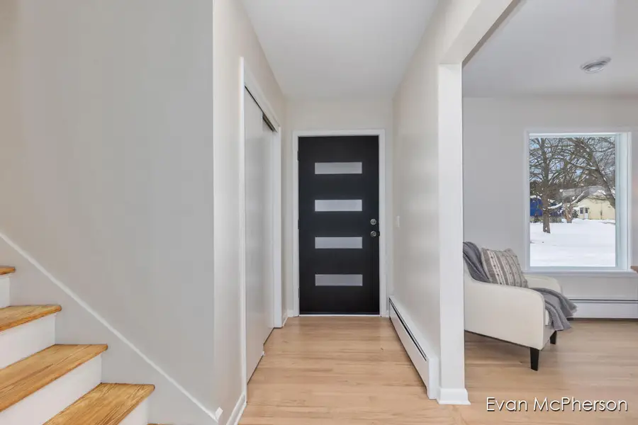 2512 Union Avenue Ne, Grand Rapids, MI 49505 - #3