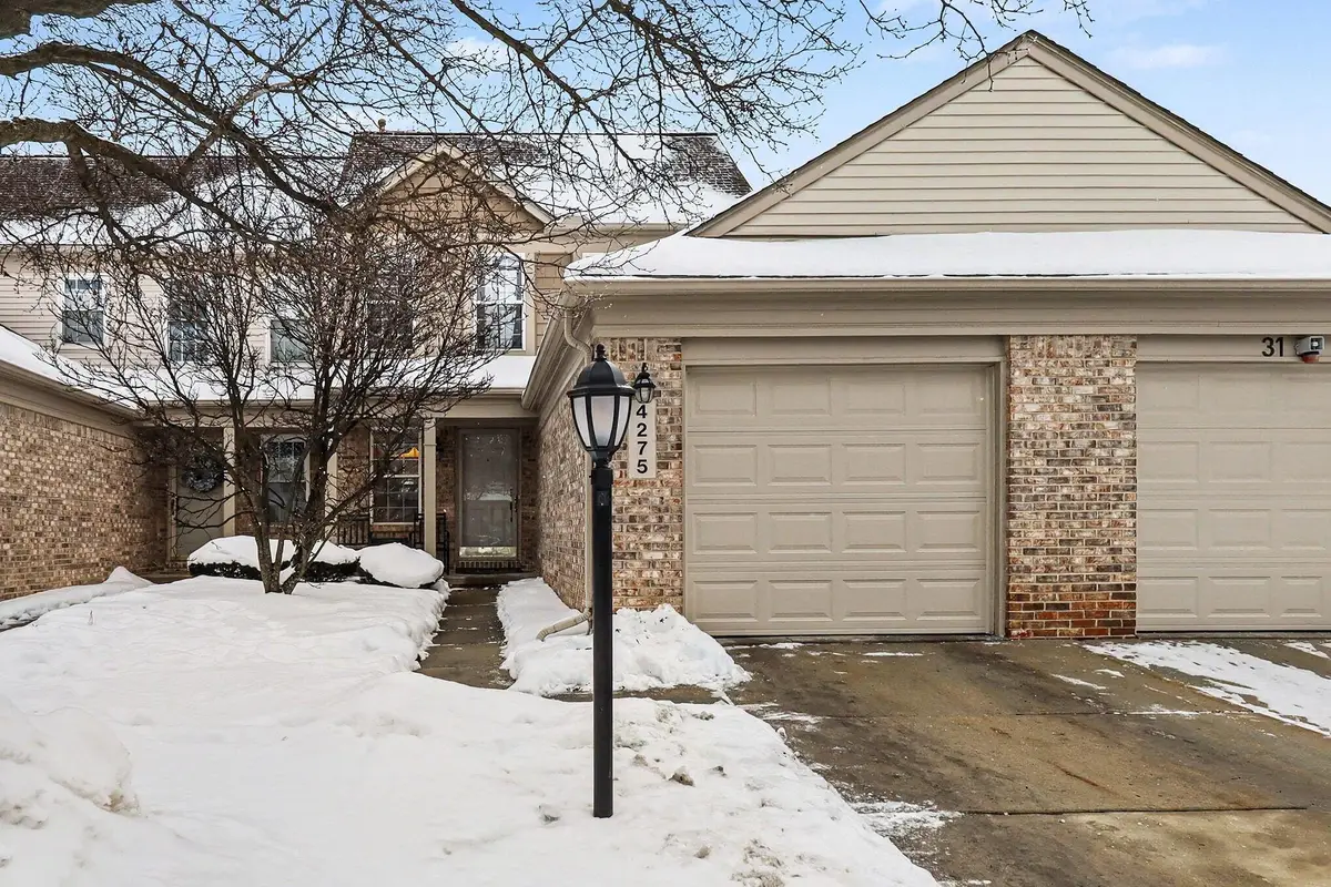 4275 Hunters Circle W, Canton, MI 48188 - #1