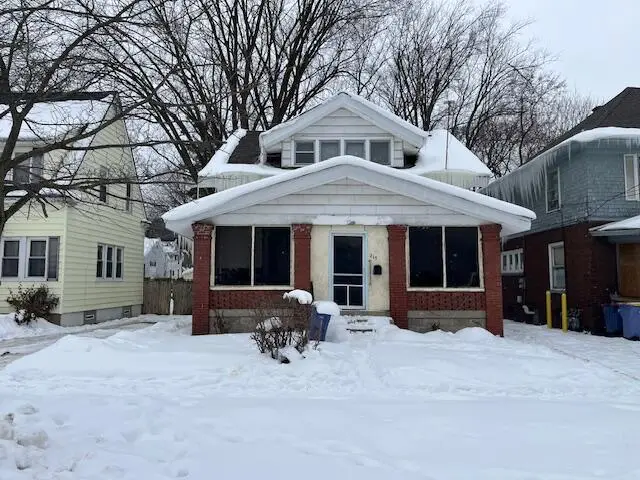 215 Garfield Avenue Nw, Grand Rapids, MI 49504 - #1