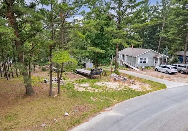 8511 W Easy Street, Mears, MI 49436 - #3