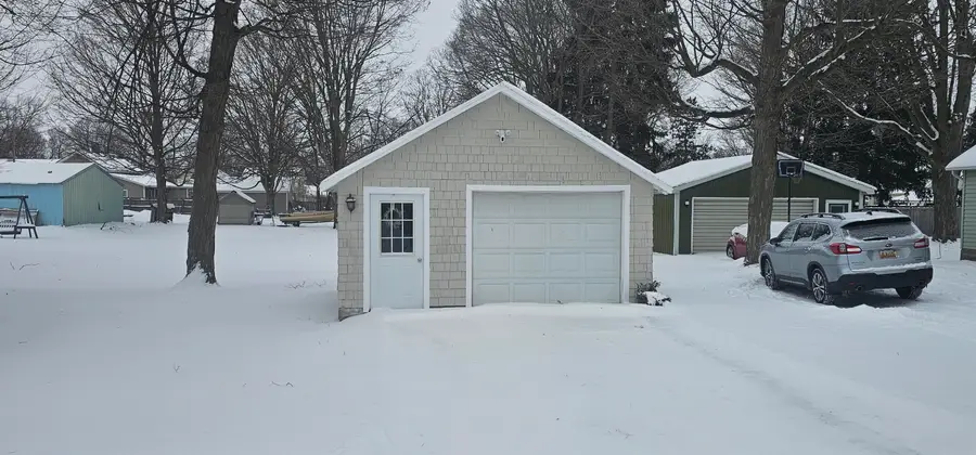61 N Polk Street, Coldwater, MI 49036 - #2