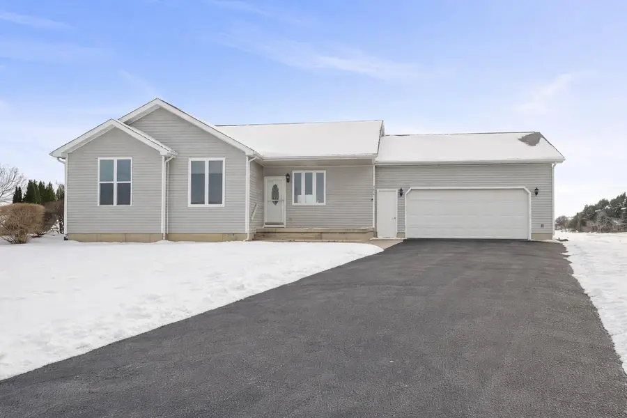 2919 W Kalamo Highway, Charlotte, MI 48813 - #3