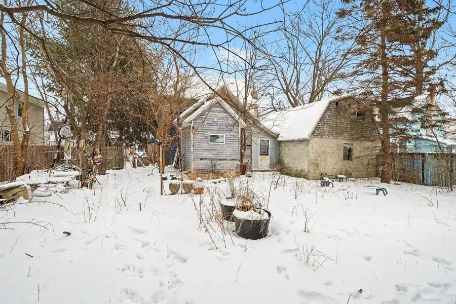 420 S Mulberry Street, Marshall, MI 49068 - #3