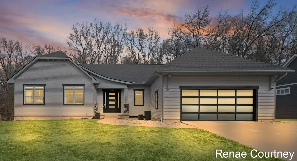 4706 Sundial Drive Ne, Grand Rapids, MI 49525 - #1
