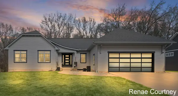 4706 Sundial Drive Ne, Grand Rapids, MI 49525