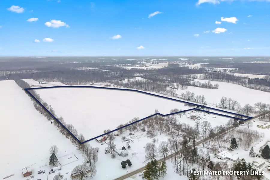 7505 E Reading Road E, Pittsford, MI 49271 - #3