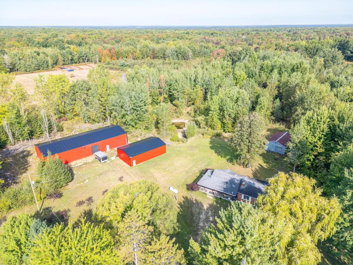 5852 NW County Line Road, Beaverton, MI 48612 - #1