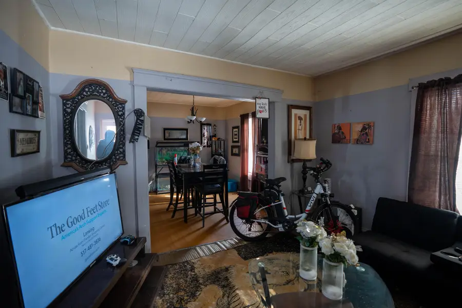 734 N Martin Luther King Jr Boulevard, Lansing, MI 48915 - #3