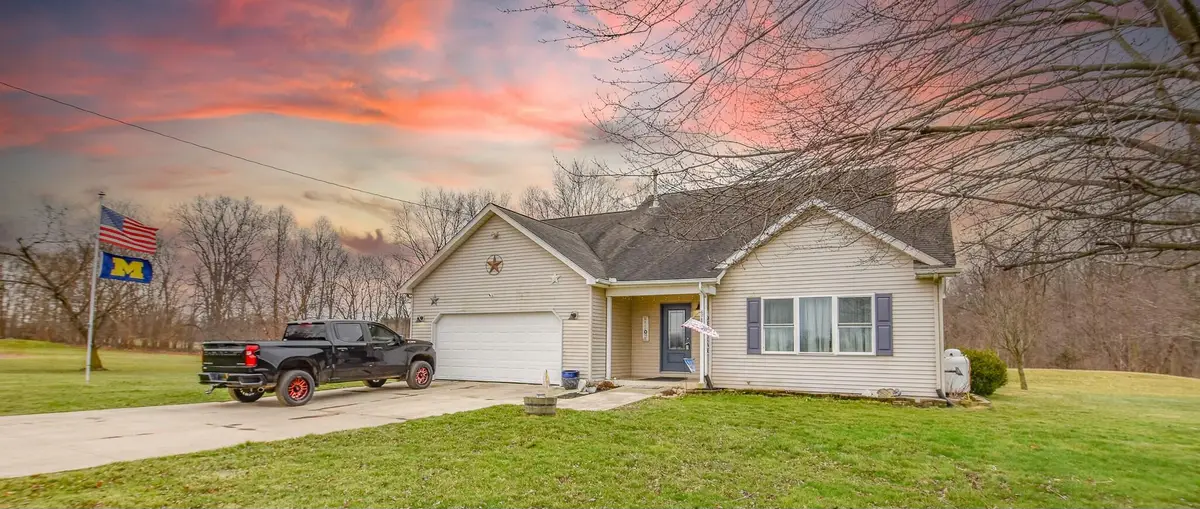 981 Generic Drive, Quincy, MI 49082 - #1