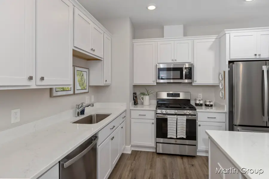 2219 Watertown Way Ne, Grand Rapids, MI 49505 - Image #3