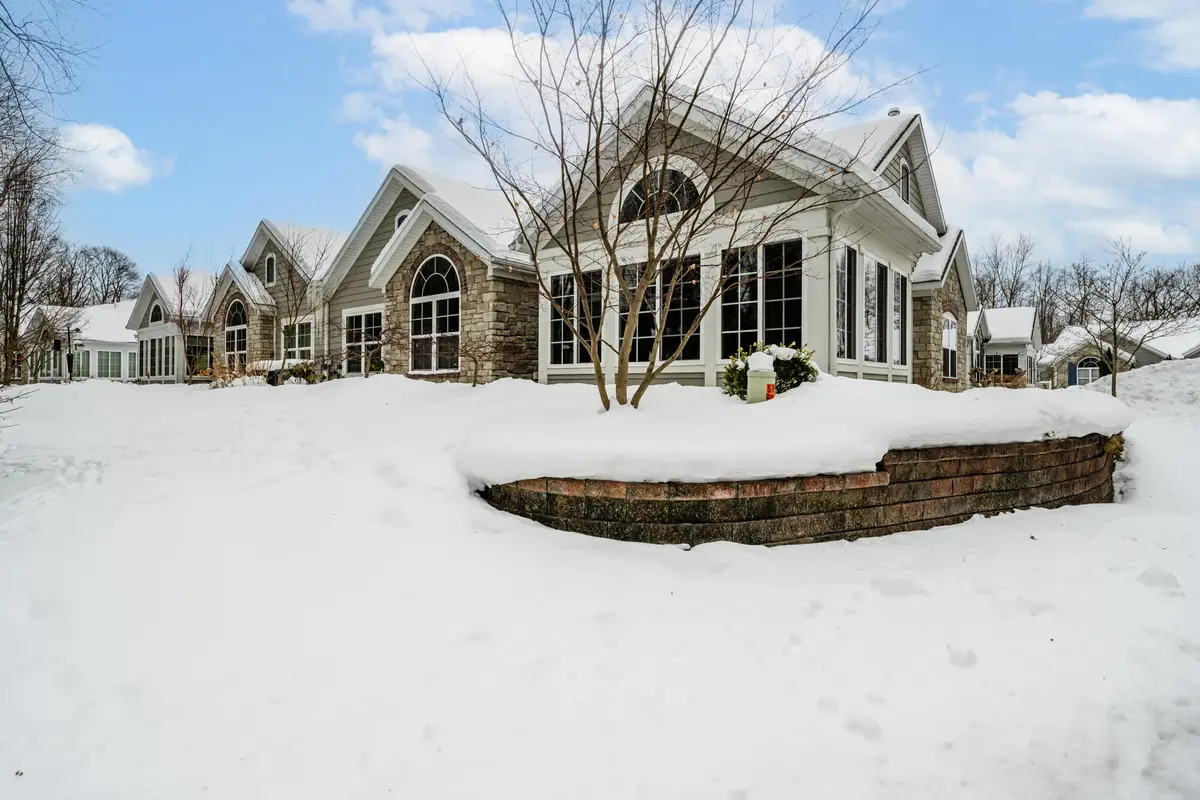 3061 Riverview Lane, Benton Harbor, MI 49022 - #1