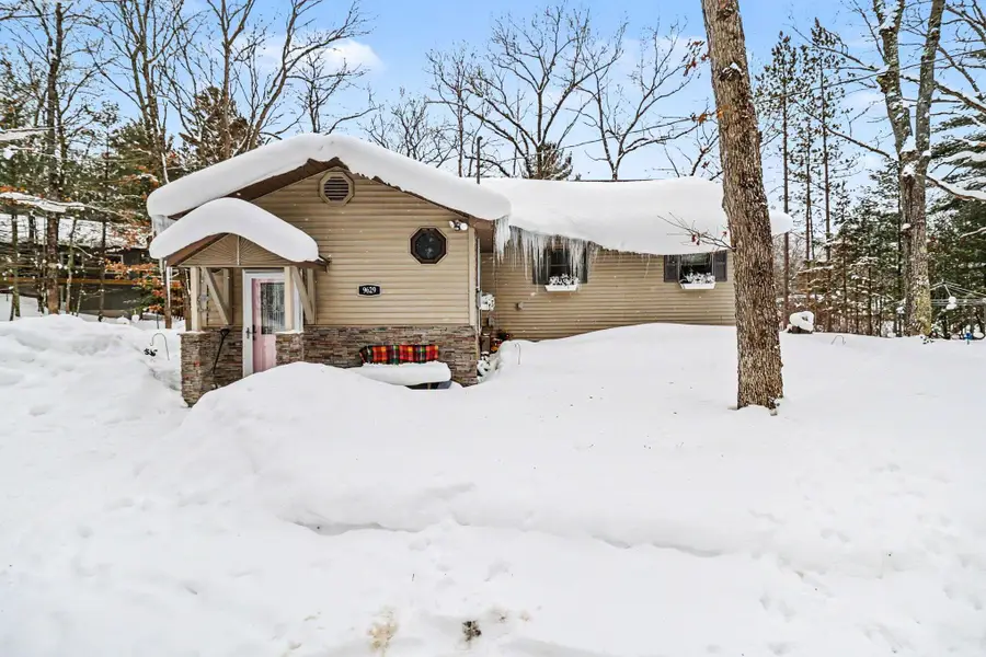 9629 N Kings Point, Irons, MI 49644 - #2