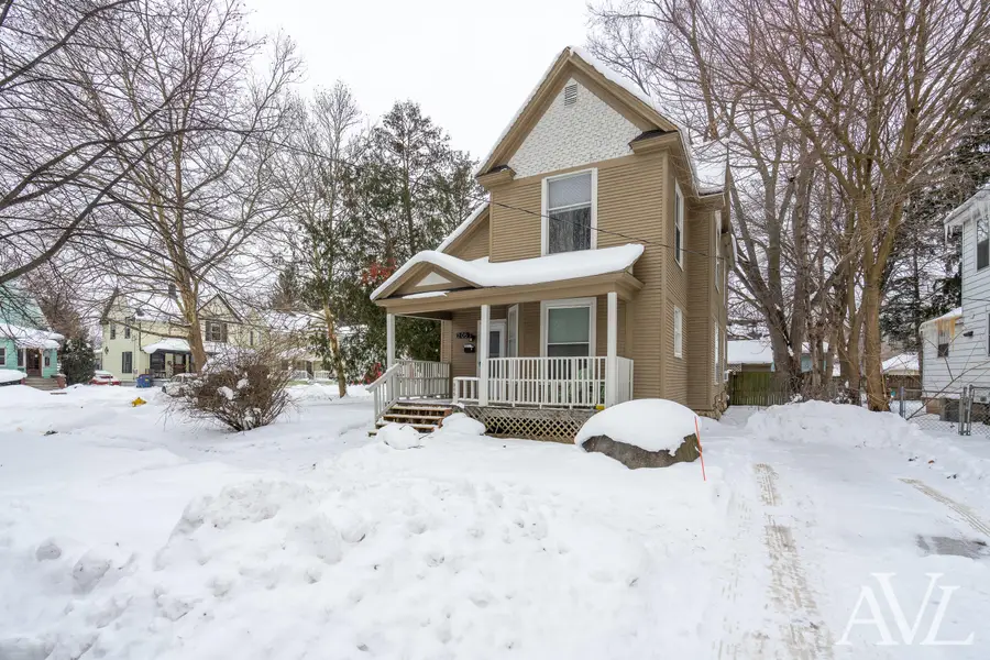 205 Marion Avenue Nw, Grand Rapids, MI 49504 - Image #2