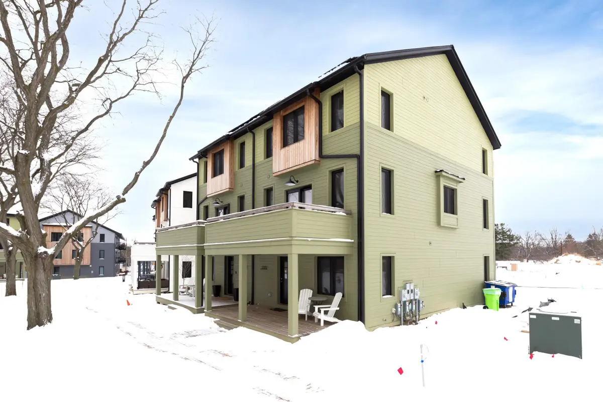 2292 Greenway Trail, Ann Arbor, MI 48104 - #1