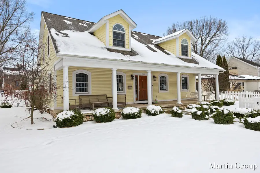 2514 Hall Street Se, Grand Rapids, MI 49506 - #3