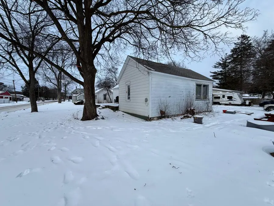 109 S Harris Street, Mount Pleasant, MI 48858 - #2