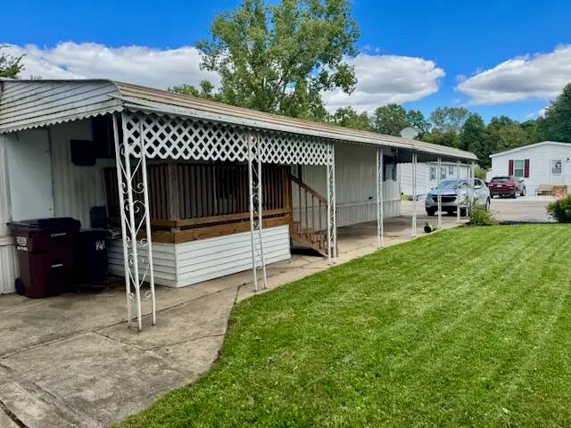 210 Sugarbush Lane, Van Buren Township, MI 48111 - #2