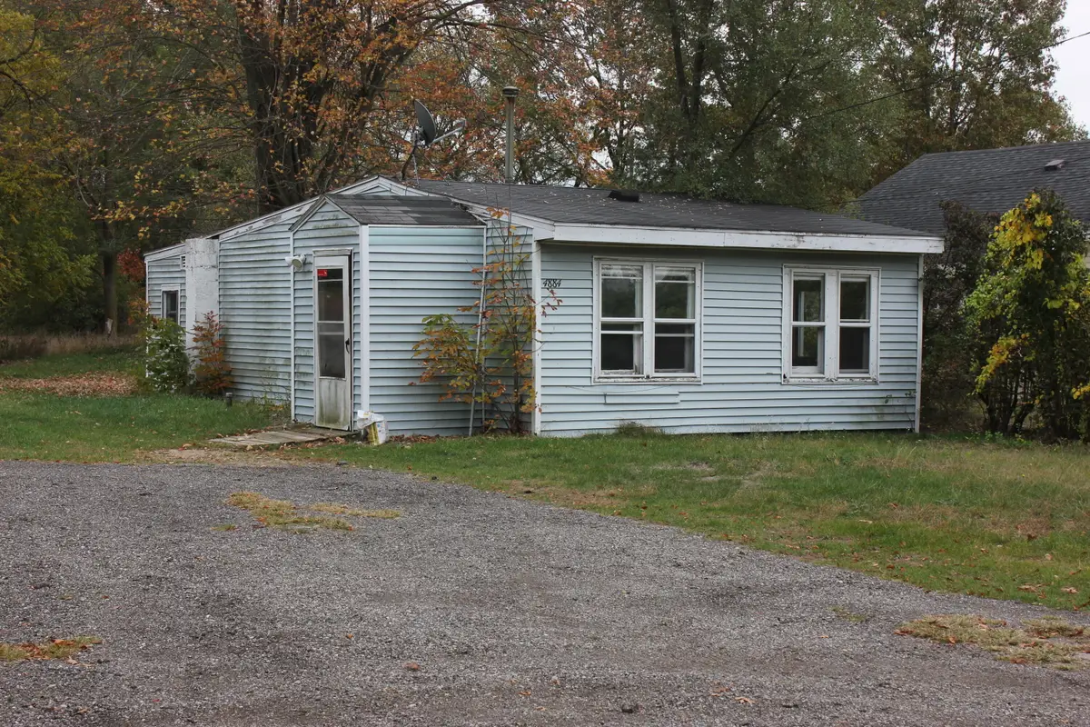 4884 E Apple Avenue, Muskegon, MI 49442 - #1