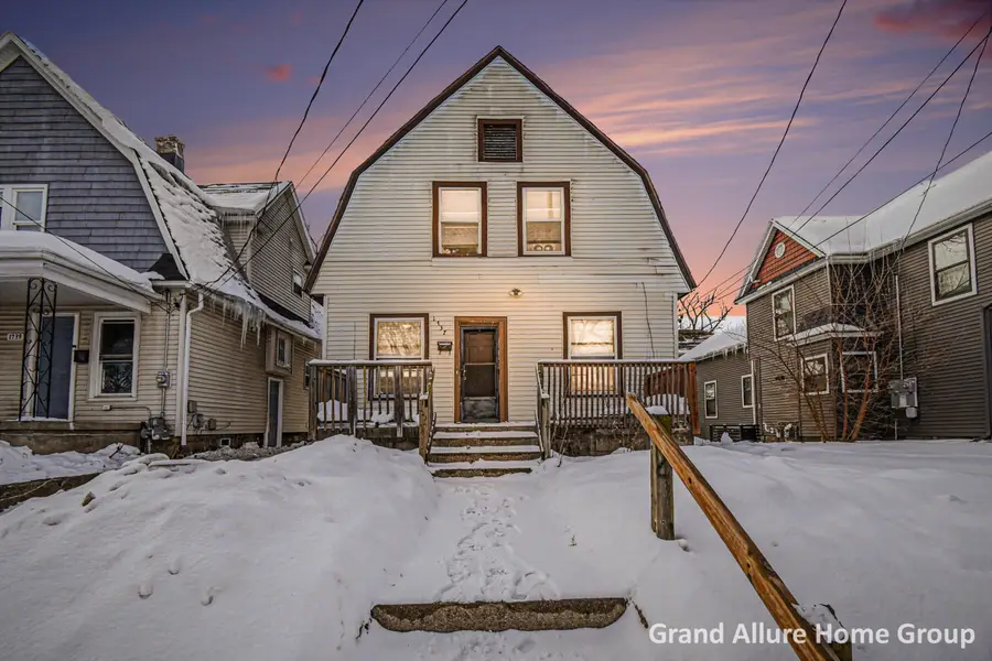 1737 Madison Avenue Se, Grand Rapids, MI 49507 - #2