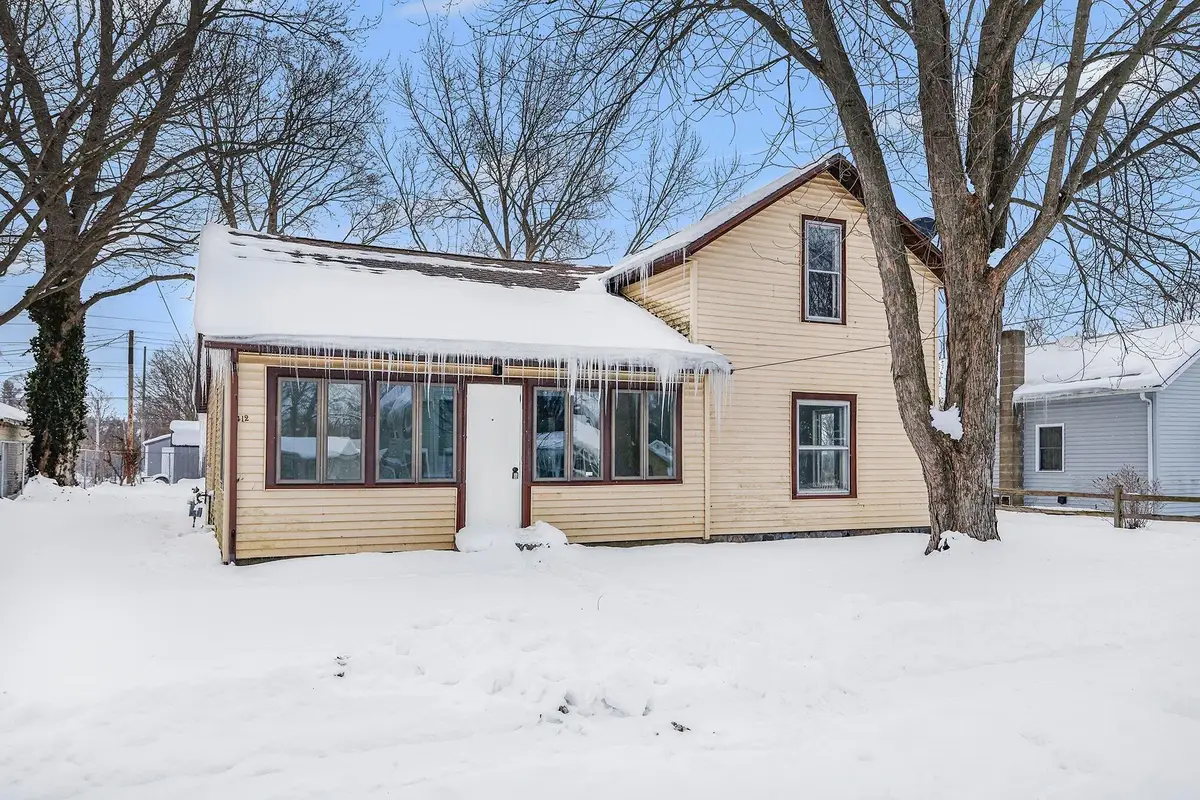 412 Oak Street, Dowagiac, MI 49047 - #1