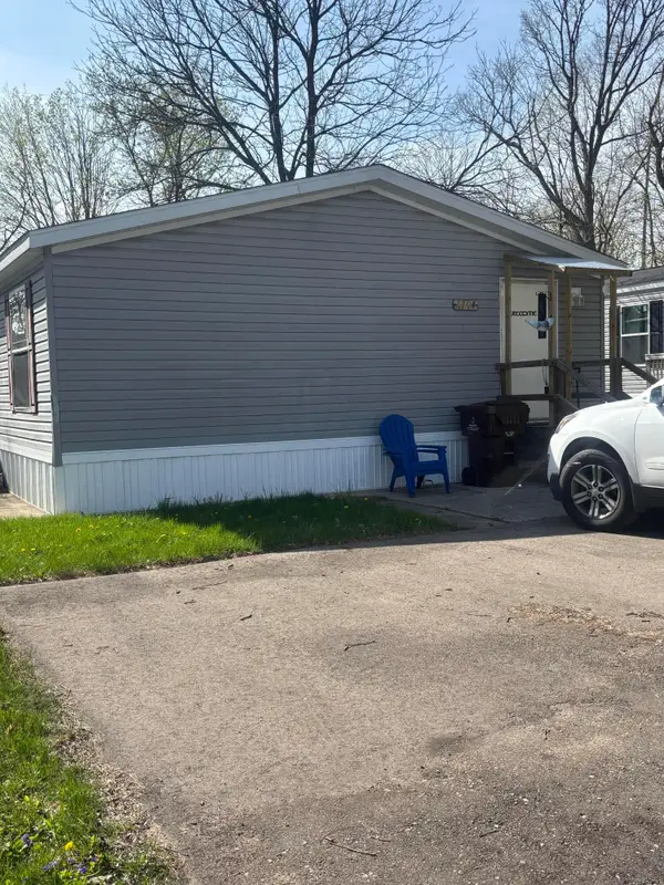 6704 Mill Stream Lane, Lansing, MI 48911