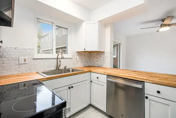 3351 Williamsburg Road, Ann Arbor, MI 48108