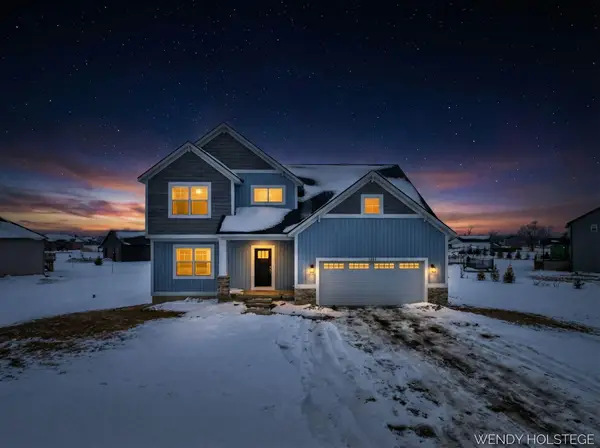 12713 Ridgedale Drive, Allendale, MI 49401