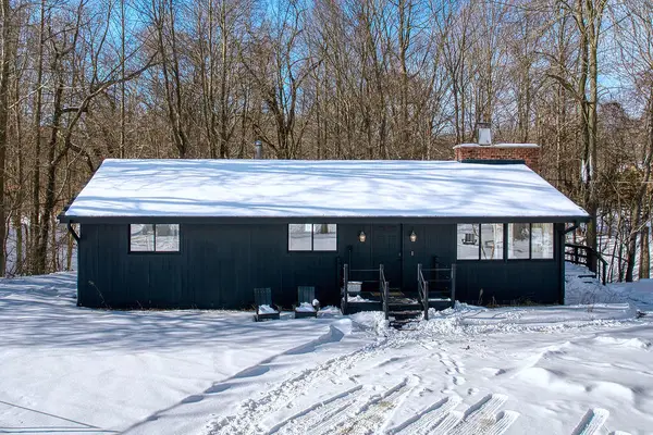 988 Blue Star Highway, South Haven, MI 49090