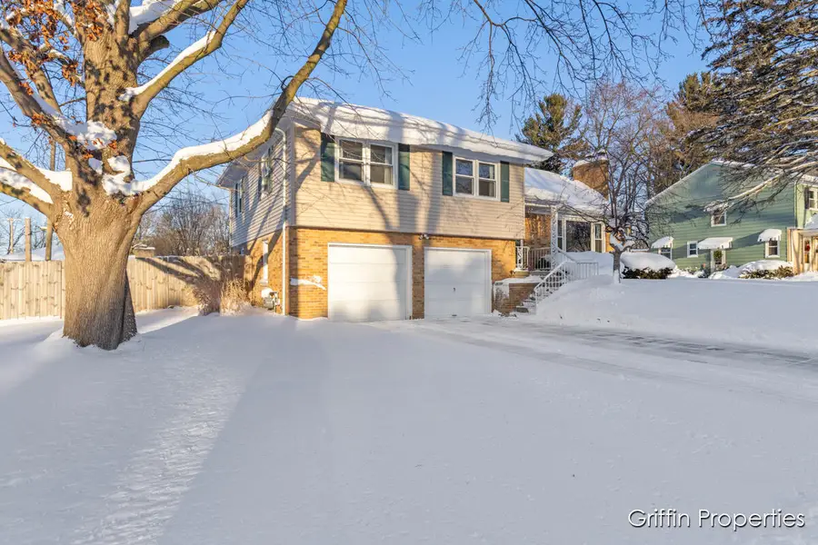 2509 Belknap Avenue Ne, Grand Rapids, MI 49505 - #3