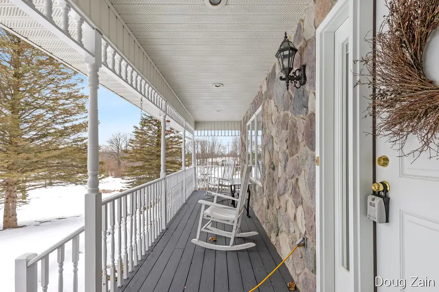 5373 N Gunnell Road, Dimondale, MI 48821 - #3