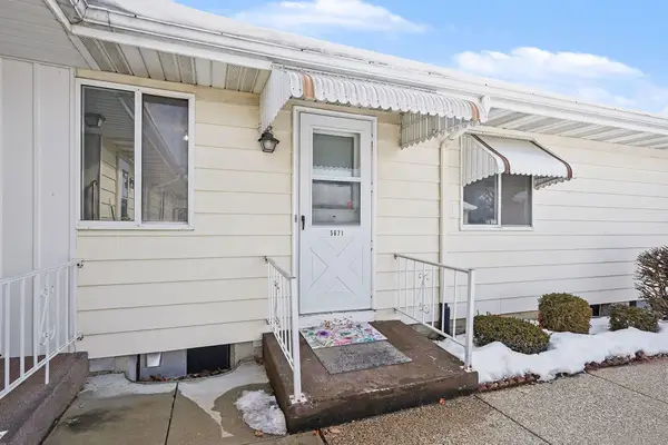 5671 Leisure South Drive Se, Grand Rapids, MI 49548