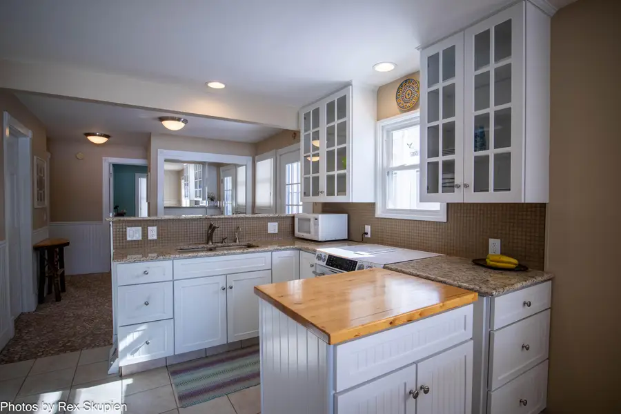 8451 S Pine Point Drive, Newaygo, MI 49337 - #3