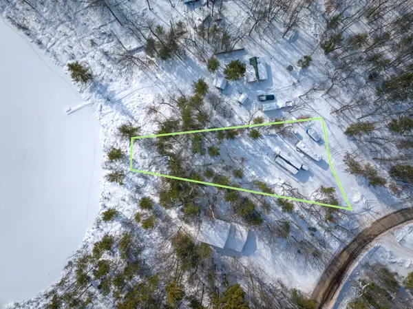 8310 N Perch Lake Drive, Bitely, MI 49309