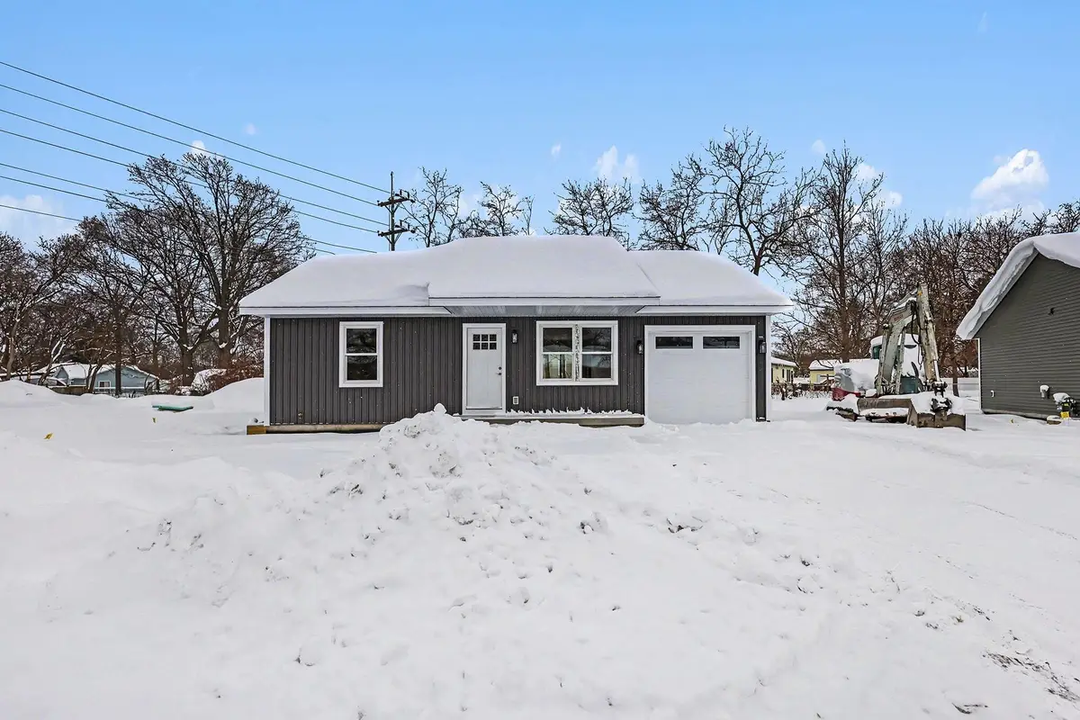 983 Ducey Avenue, Muskegon, MI 49442 - #1