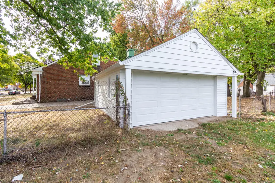 20569 Biltmore Street, Detroit, MI 48235 - #2