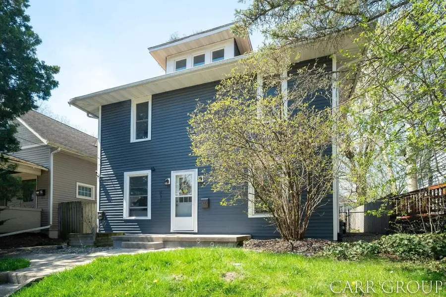 437 Rosewood Avenue Se, East Grand Rapids, MI 49506 - #3