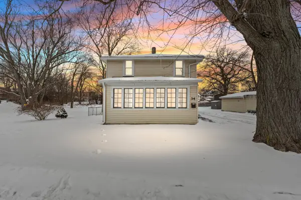 34 Oak Street, Hillsdale, MI 49242