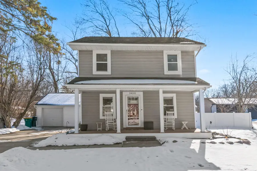 34101 Harlowshire Street, Farmington, MI 48335 - #3