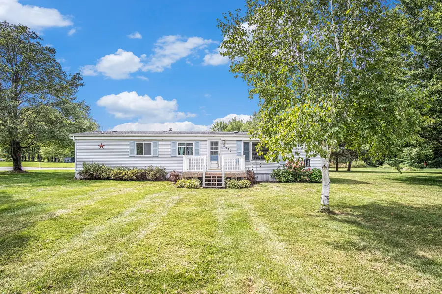 6939 Alden Nash Avenue Se, Alto, MI 49302 - #2