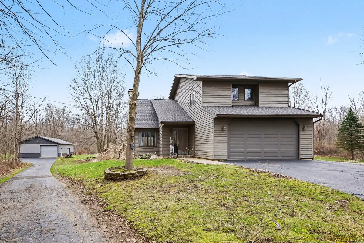 4901 S Drive S, Athens, MI 49011 - #1