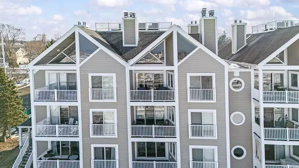 300 Oselka Drive #464, New Buffalo, MI 49117