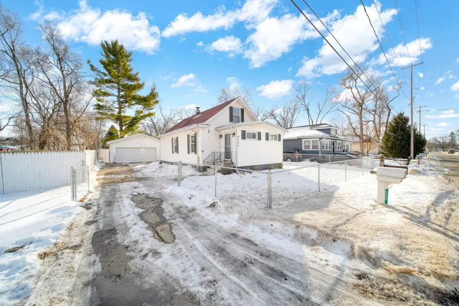 509 E Bird Street, Jackson, MI 49203 - #3