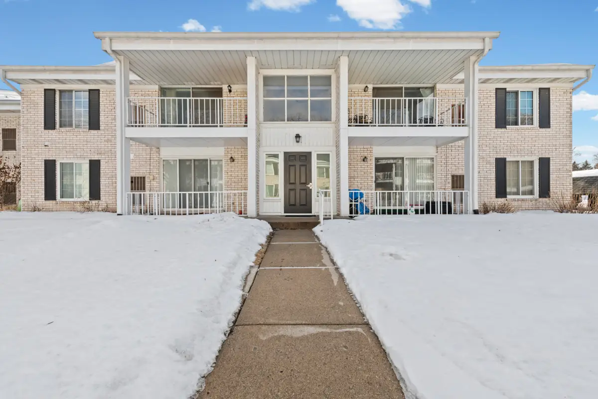 35934 Ann Arbor Trail #115, Livonia, MI 48150 - #1