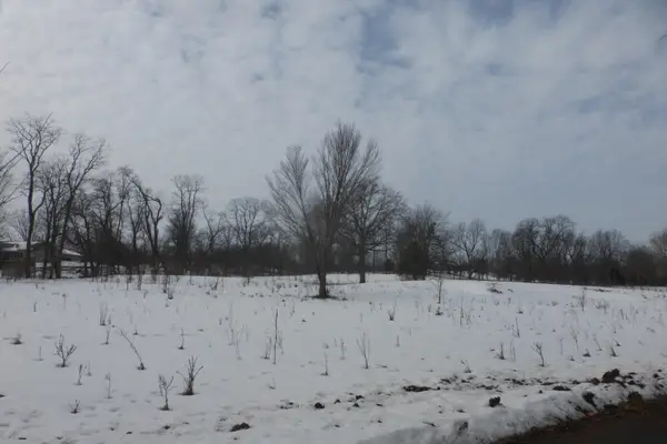 0 Signal Point, Niles, MI 49120