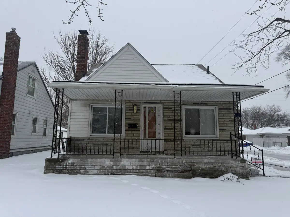 21004 Syracuse Avenue, Warren, MI 48091 - #1